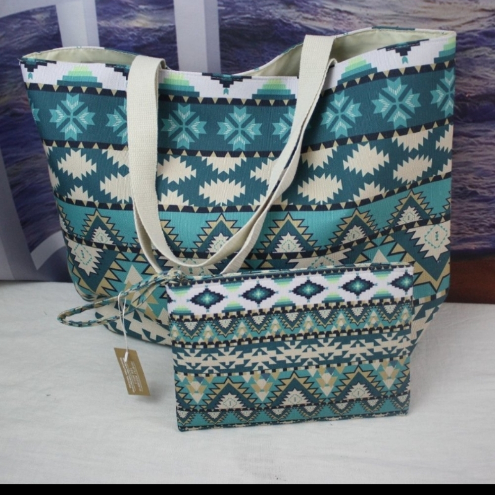 Aztec Print Tote/Beach Bag & Pouch - Picture 8 of 8